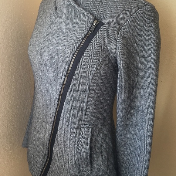 Cabi #3025Herringbone Moto Jacket X-Small - Picture 6 of 8
